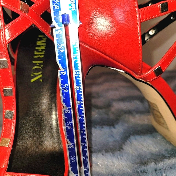 Strappy Red Stiletto - Picture 8 of 9